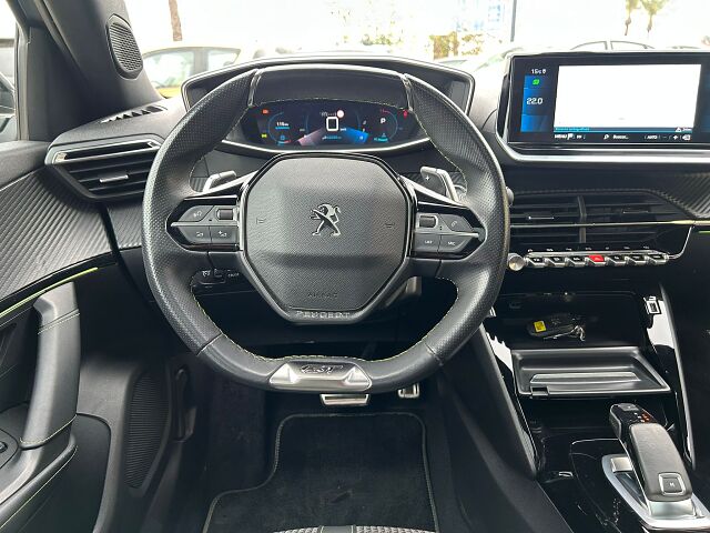 PEUGEOT 2008 GT LINE 1.2 E-THP AUTO SPANISH LHD IN SPAIN 30K 1 OWNER SUPERB 2021